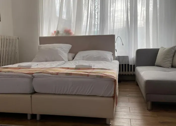 Zum ゲストハウス *