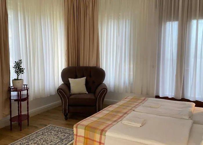 ゲストハウス Zum *